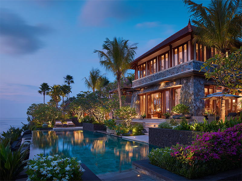 Tentang Resort